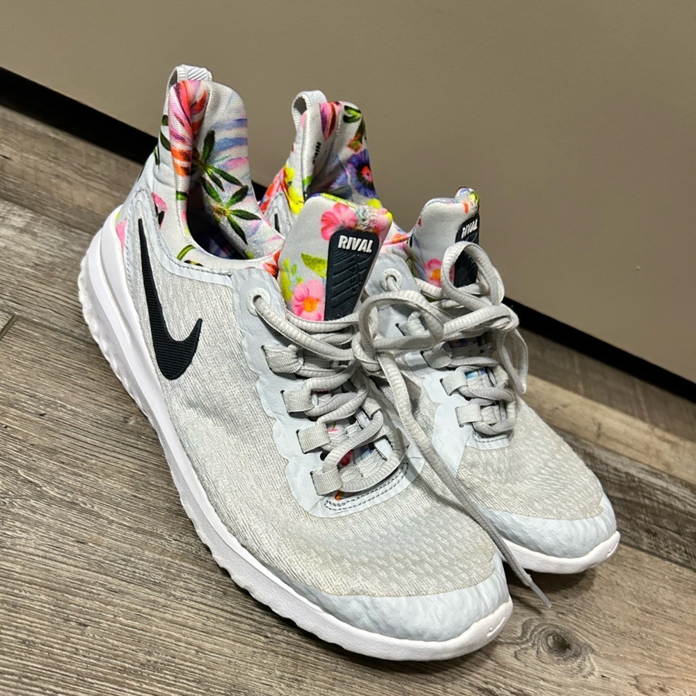 Nike Renew Rival Premium floral print running shoes